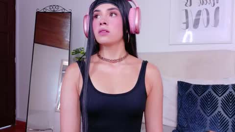 Sara online show from October 11, 8:18 pm