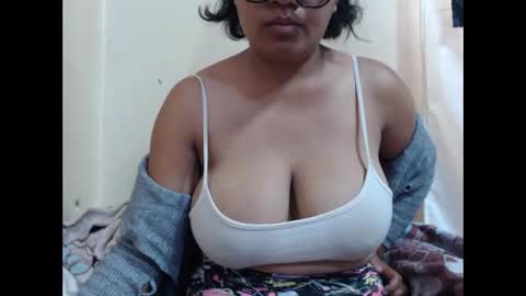 saronette online show from March 27, 10:37 am