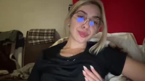 Sarrah online show from January 6, 12:27 am