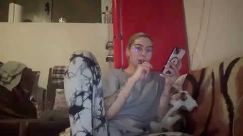 Sarrah online show from January 8, 8:29 pm