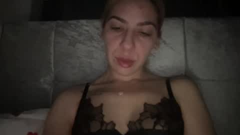 Sarrah online show from February 25, 12:47 am