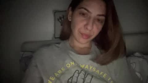 Sarrah online show from March 11, 11:37 pm