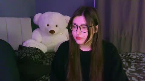 Snapshot of sasakyra chatting on March 17, 11:19 pm sasakyra online show from March 17, 11:19 pm