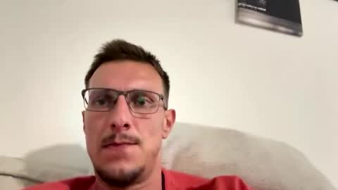 Snapshot of sascha041091 chatting on July 25, 7:39 am sascha041091 online show from July 25, 7:39 am