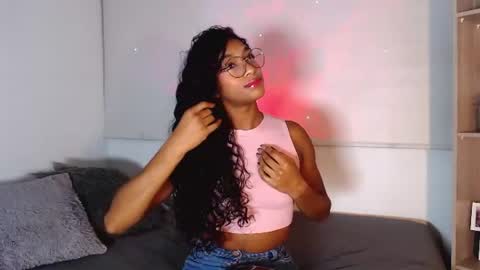 sasha_bowei online show from June 30, 11:50 pm