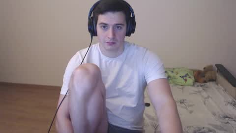 Snapshot of sasha_calvin chatting on October 27, 7:51 pm sasha_calvin online show from October 27, 7:51 pm