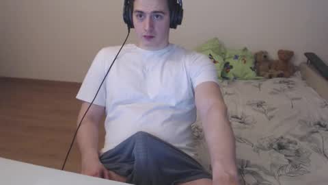 Snapshot of sasha_calvin chatting on November 2, 12:46 am sasha_calvin online show from November 2, 12:46 am