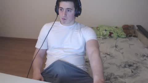 Snapshot of sasha_calvin chatting on November 5, 1:27 am sasha_calvin online show from November 5, 1:27 am