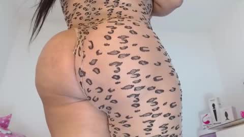 Sasha Creamy online show from February 2, 3:10 am