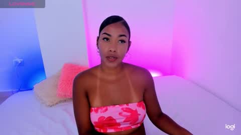 Snapshot of sasha_fox0 chatting on March 3, 10:37 pm emy online show from March 3, 10:37 pm