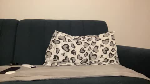 Snapshot of sasha_lovve chatting on February 21, 6:48 pm Sasha Lovve online show from February 21, 6:48 pm