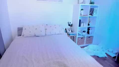 Snapshot of sasha_miro chatting on February 3, 1:59 am Sasha Miro online show from February 3, 1:59 am