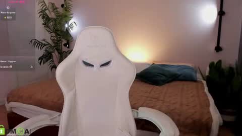 Sasha online show from June 14, 9:33 am