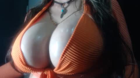 sasha online show from December 10, 4:49 pm