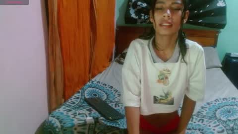 sasha_raven online show from July 24, 3:37 am