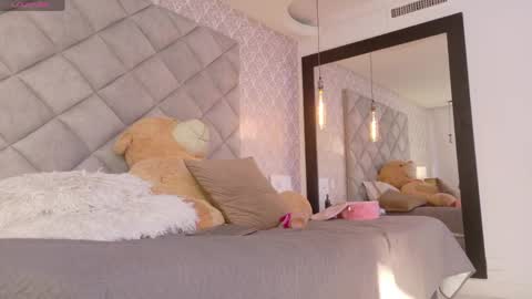 sasha_sinne online show from May 28, 12:13 pm