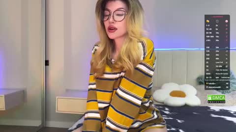 Hi everyone my name is Sasha   online show from February 14, 9:45 am