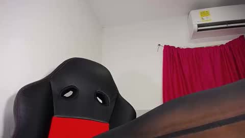 sashabreck1 online show from December 19, 3:02 am