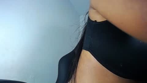 Snapshot of sashabreck1 chatting on June 25, 2:44 am sashabreck1 online show from June 25, 2:44 am