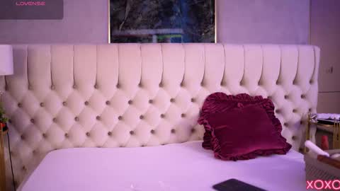 Snapshot of sashaferrera chatting on October 25, 6:46 pm Dennise online show from October 25, 6:46 pm