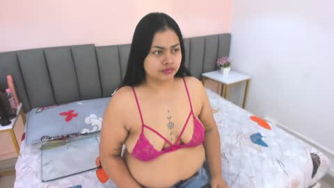 Manuela  online show from February 4, 11:27 am