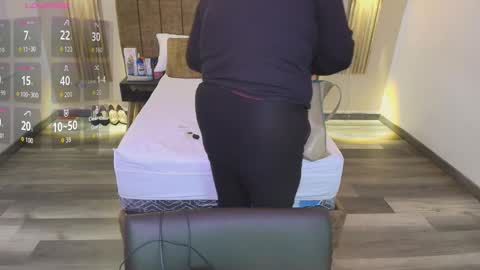 Snapshot of sasharosee2 chatting on September 26, 11:58 am S A S H A R O S E online show from September 26, 11:58 am