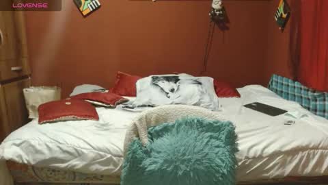 Snapshot of sasharosee2 chatting on October 29, 12:18 pm S A S H A R O S E online show from October 29, 12:18 pm