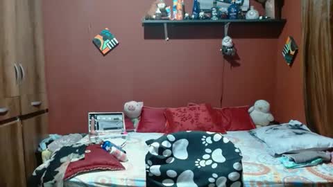 S A S H A R O S E online show from February 3, 12:21 pm