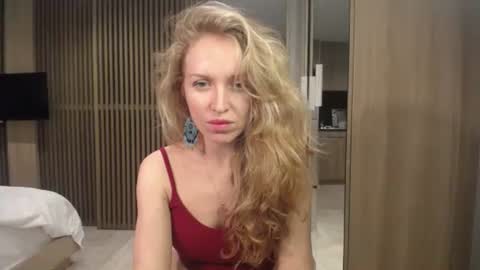 Sasha online show from October 25, 8:03 pm