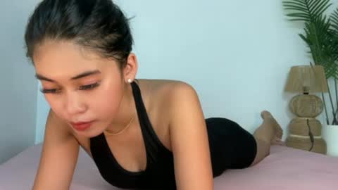 sashi_kaye online show from July 20, 4:38 am