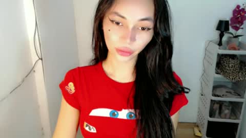 Sashi online show from June 15, 9:39 pm