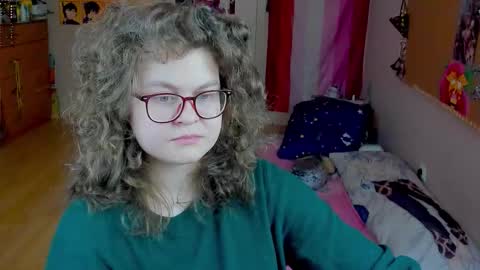 Snapshot of sashy_way chatting on March 5, 4:03 pm .Alexandra online show from March 5, 4:03 pm