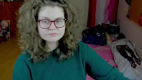 Snapshot of sashy_way chatting on March 17, 5:05 pm .Alexandra online show from March 17, 5:05 pm