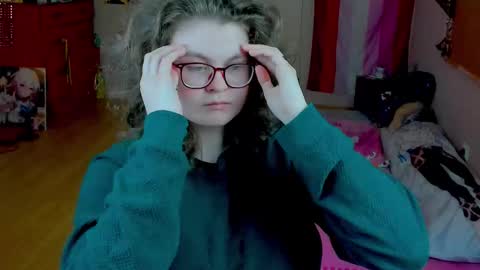 Snapshot of sashy_way chatting on March 21, 4:32 pm .Alexandra online show from March 21, 4:32 pm