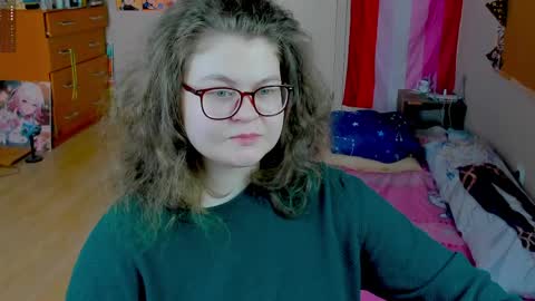 Snapshot of sashy_way chatting on March 26, 10:10 am .Alexandra online show from March 26, 10:10 am