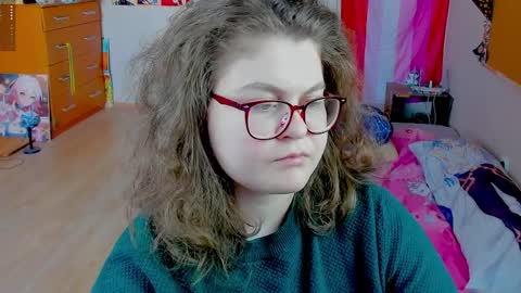 Snapshot of sashy_way chatting on March 28, 12:05 pm .Alexandra online show from March 28, 12:05 pm