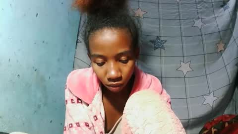 sasivia08 online show from May 5, 1:57 am