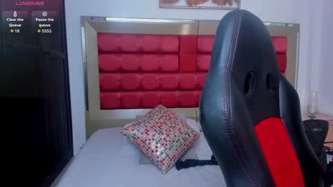 saskiagrendel online show from March 19, 12:14 am