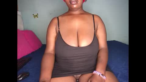 Snapshot of sassy100936 chatting on March 18, 10:13 pm Spicyd online show from March 18, 10:13 pm
