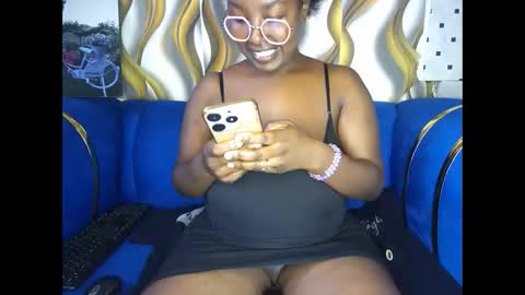 Snapshot of sassy100936 chatting on April 3, 9:40 am Spicyd online show from April 3, 9:40 am