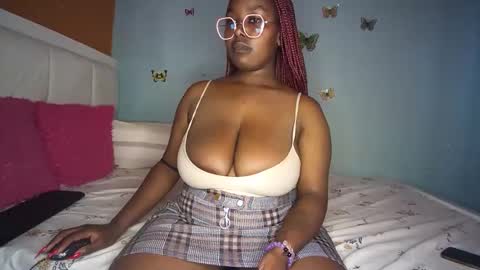 Snapshot of sassy100936 chatting on April 25, 1:41 pm Spicyd online show from April 25, 1:41 pm