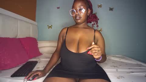 Snapshot of sassy100936 chatting on May 2, 12:48 am Spicyd online show from May 2, 12:48 am