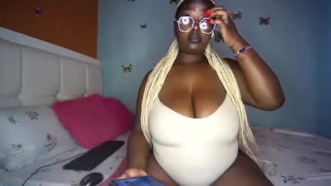 Snapshot of sassy100936 chatting on May 24, 7:57 am Spicyd online show from May 24, 7:57 am