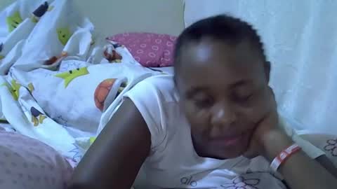 Snapshot of sassy_bella chatting on March 1, 9:50 pm sassy_bella online show from March 1, 9:50 pm