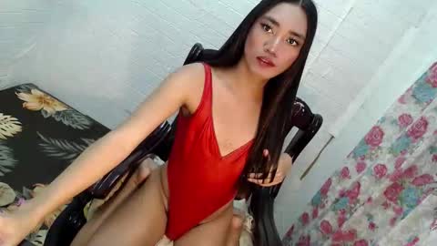 Snapshot of sassy_keylla chatting on December 13, 9:20 pm KEYLLA online show from December 13, 9:20 pm