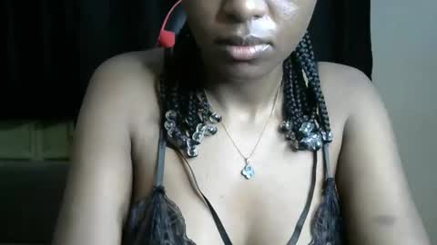 sassy_lyne online show from April 6, 8:15 am