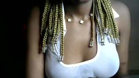 sassy_lyne online show from June 6, 4:28 am