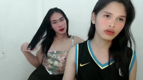 sassy_stella online show from December 17, 9:27 pm