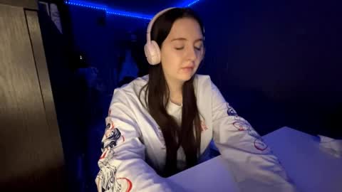 Marmulka or Mary online show from October 20, 6:08 pm