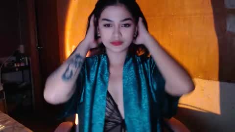 sassy_yanah online show from February 12, 4:02 pm